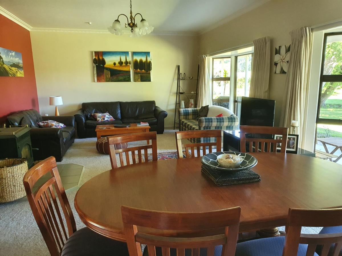 Jacaranda Lodge Coromandel Екстериор снимка